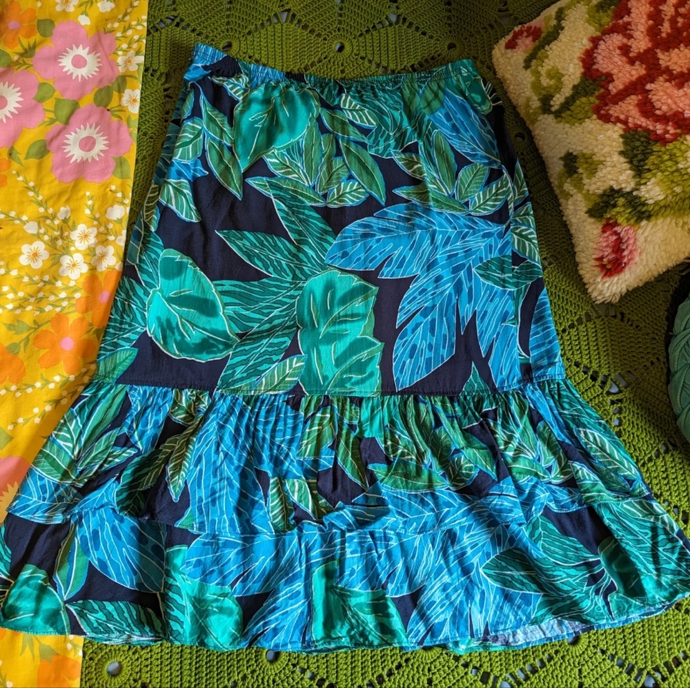 Vintage 80's Nikki Tropical midi skirt, teal, blue, green, ruffles, medium